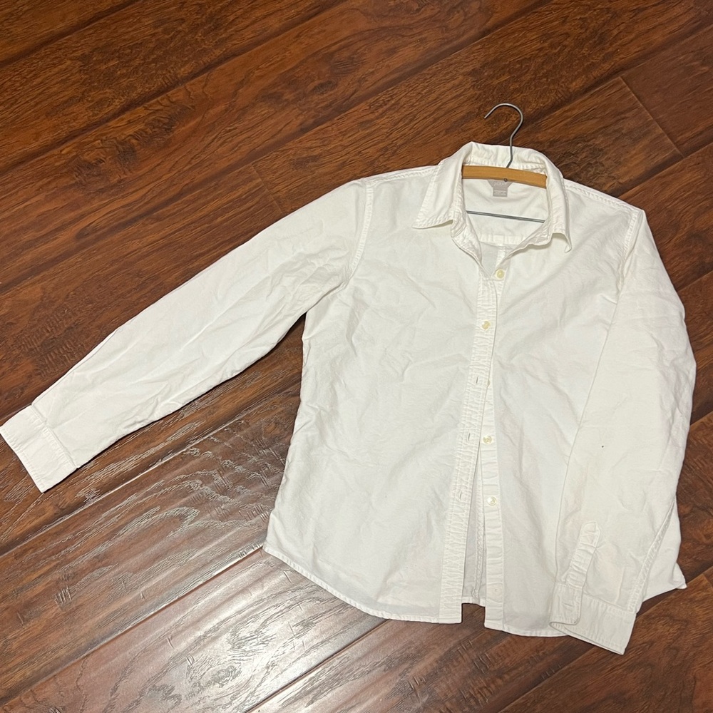 J.crew white button shilts L